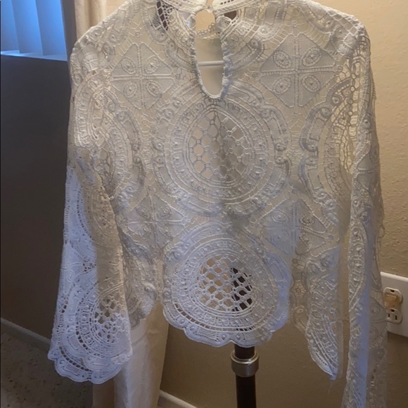 White long bell sleeve top - Picture 2 of 2